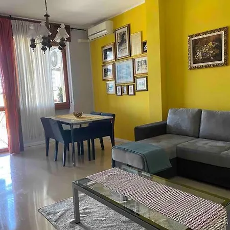 Amazing Appart In Bicocca Apartman Milánó